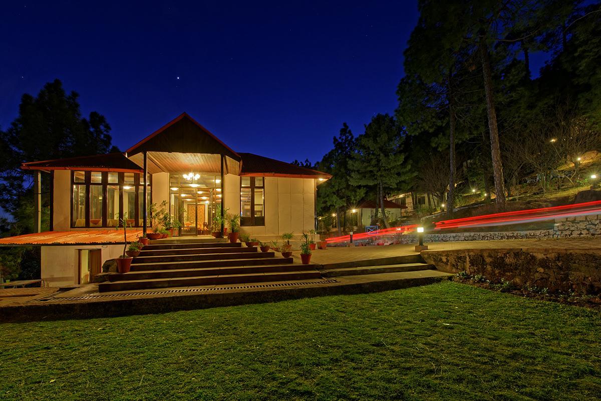 Arcadian Blue Pines Hotell Murree Eksteriør bilde
