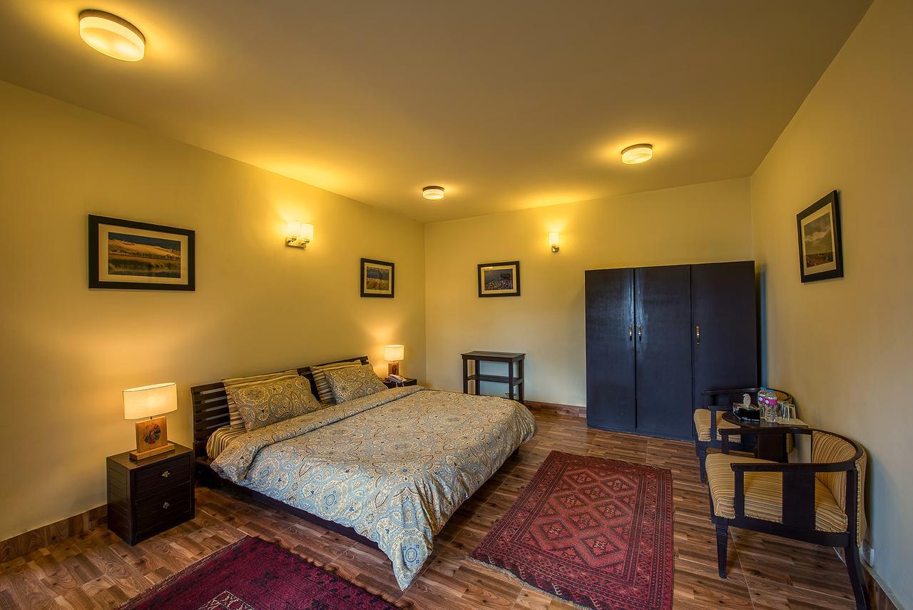 Arcadian Blue Pines Hotell Murree Eksteriør bilde