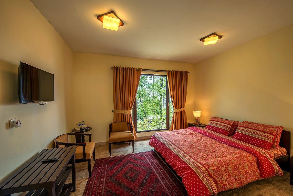 Arcadian Blue Pines Hotell Murree Eksteriør bilde