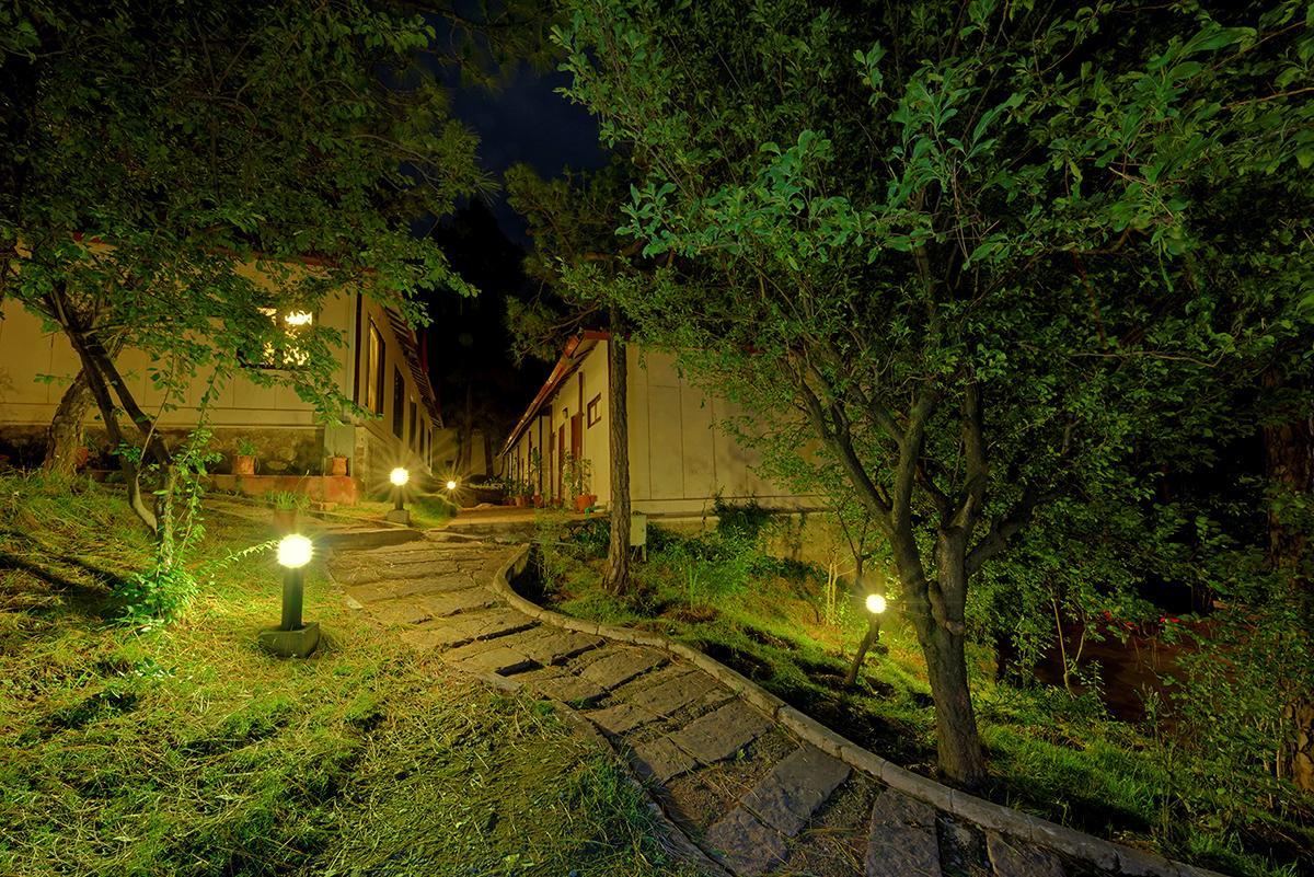 Arcadian Blue Pines Hotell Murree Eksteriør bilde