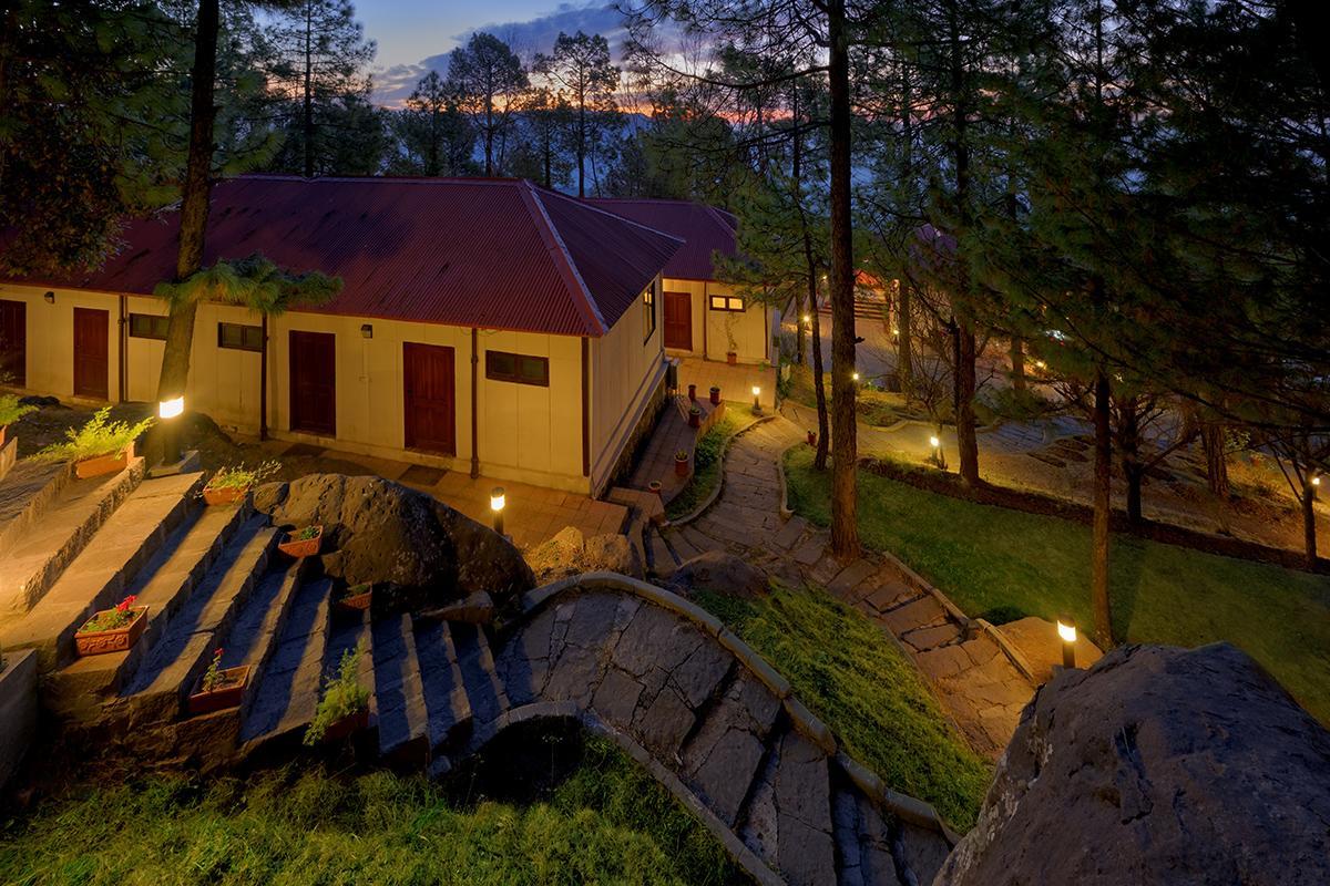 Arcadian Blue Pines Hotell Murree Eksteriør bilde