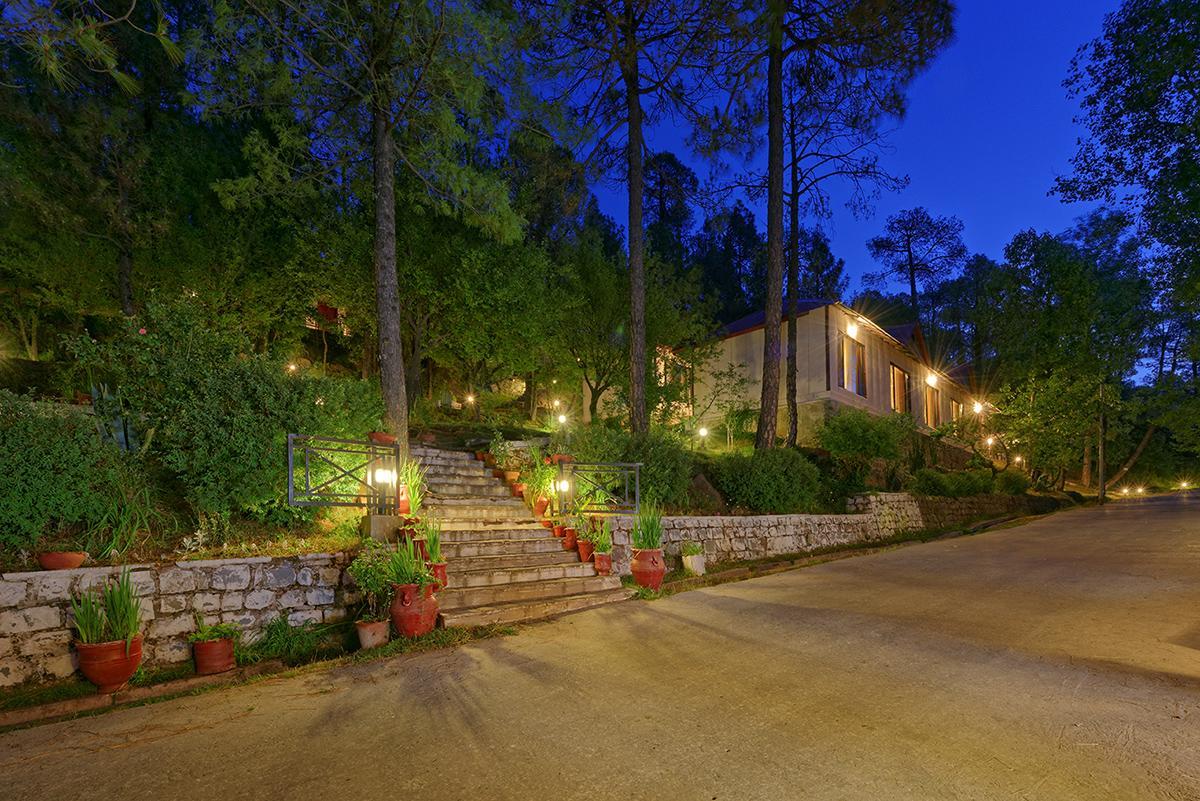 Arcadian Blue Pines Hotell Murree Eksteriør bilde