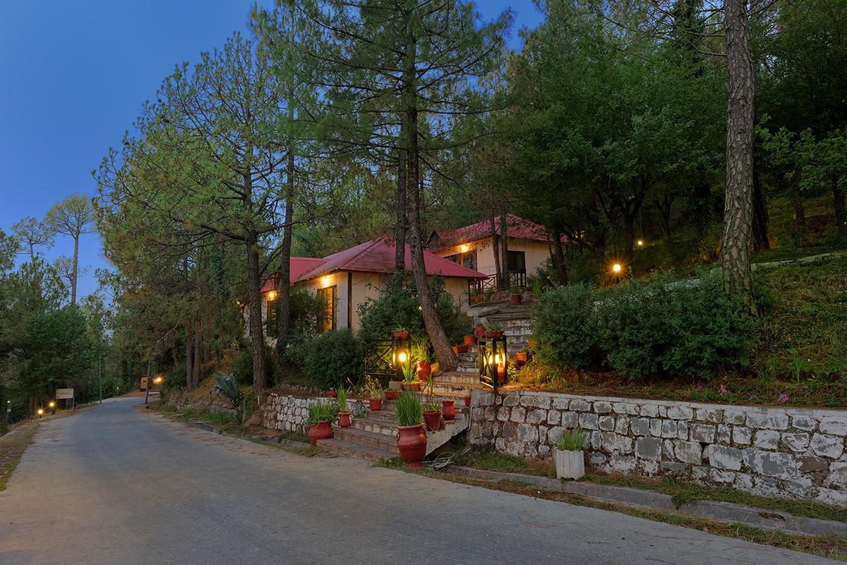 Arcadian Blue Pines Hotell Murree Eksteriør bilde