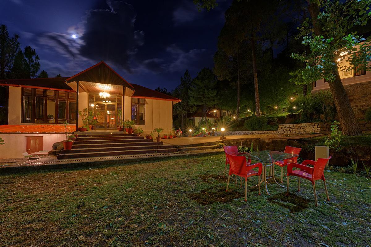 Arcadian Blue Pines Hotell Murree Eksteriør bilde